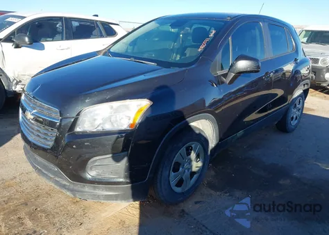 2015 Chevrolet Trax 1Ls z USA, uszkodzony, nr VIN KL7CJKSB2FB121644